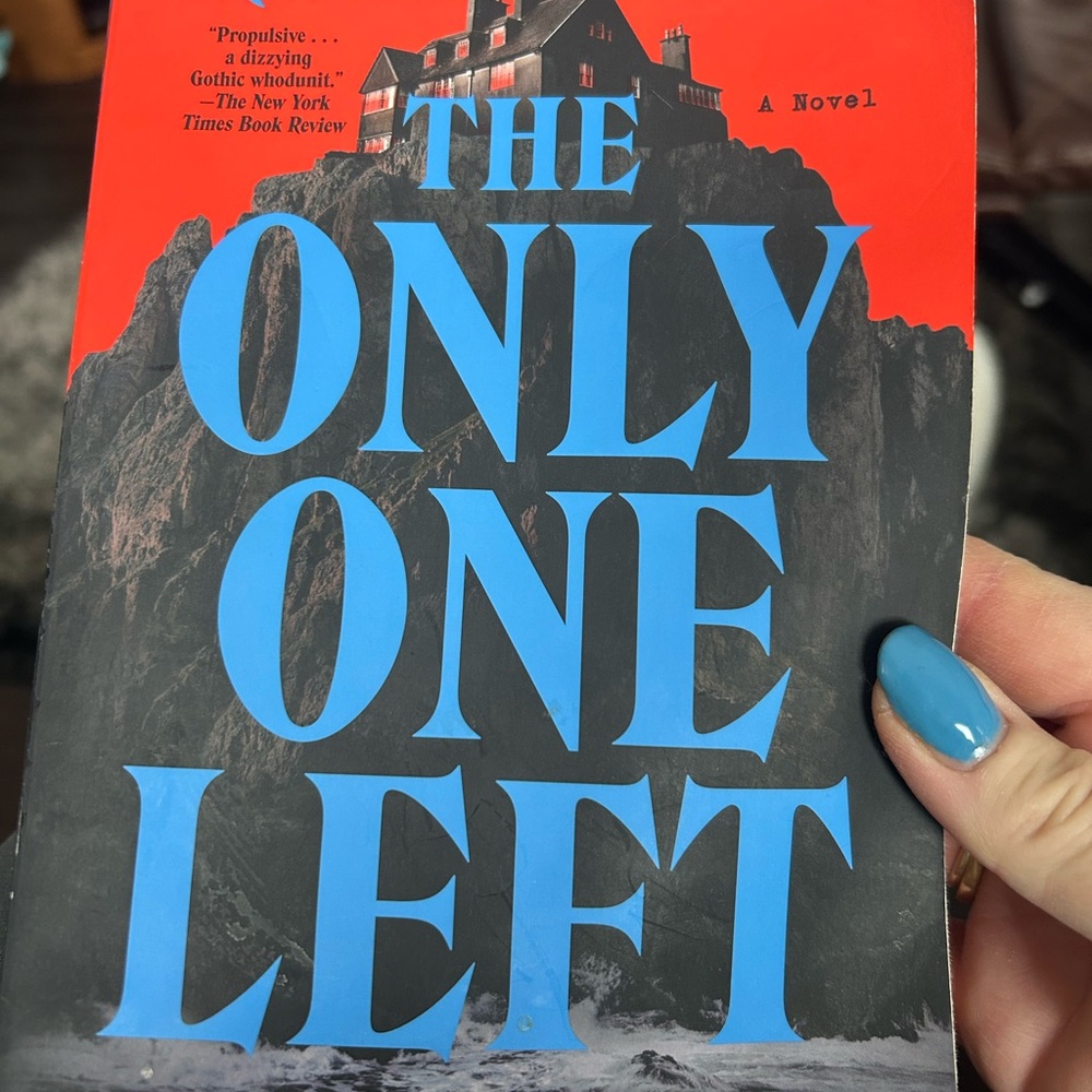 The Only One left by Riley Sager ⭐️⭐️⭐️⭐️⭐️